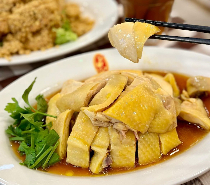 9 Best Places in Singapore for a Chicken Rice Feast - Boon Tong Kee